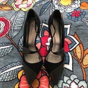 Cute BCBGeneration heels